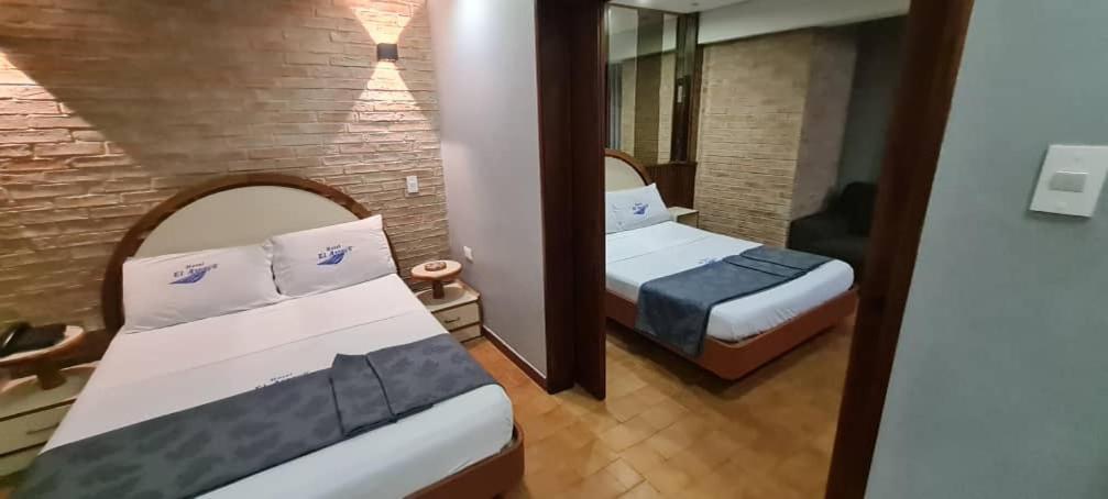 Hotel El Arroyo Caracas Extérieur photo