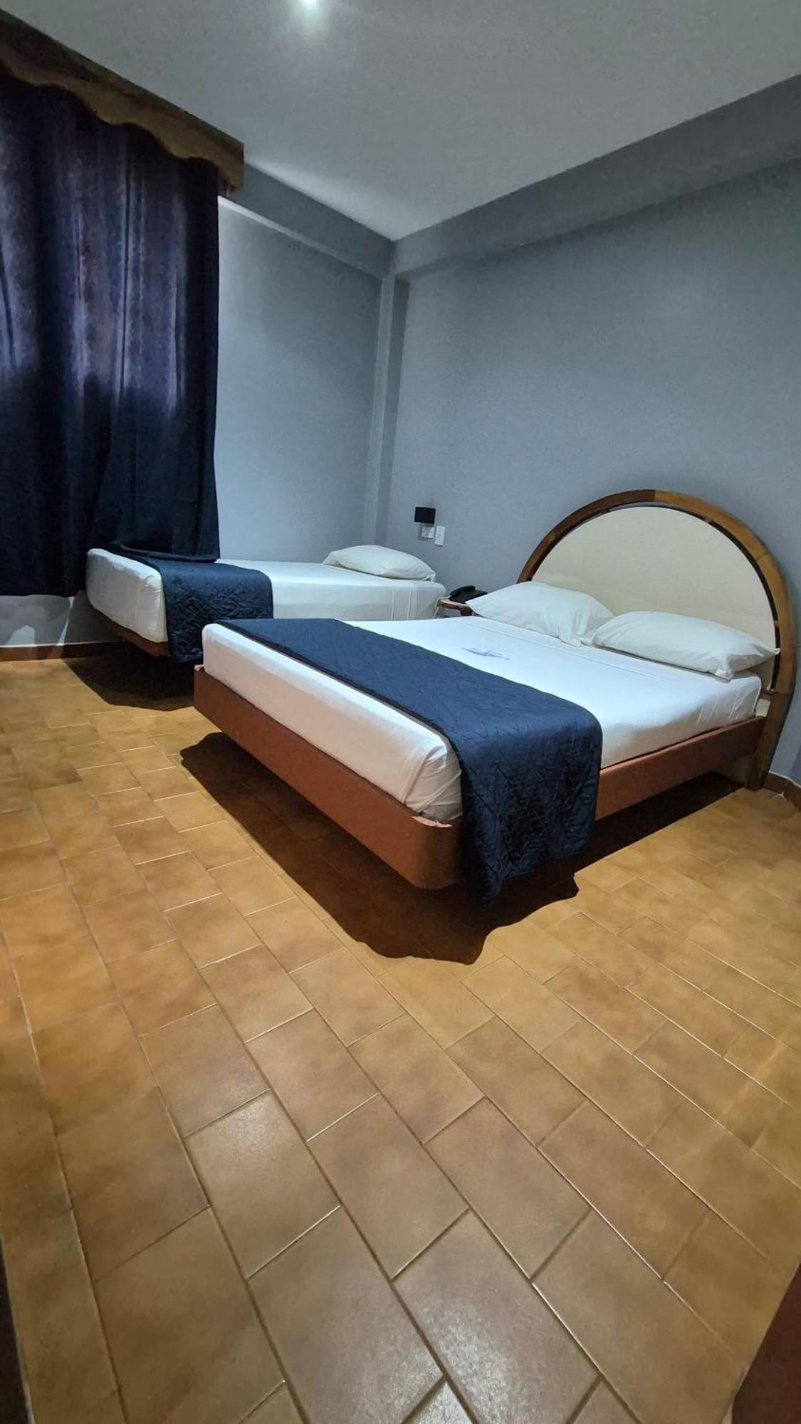 Hotel El Arroyo Caracas Extérieur photo